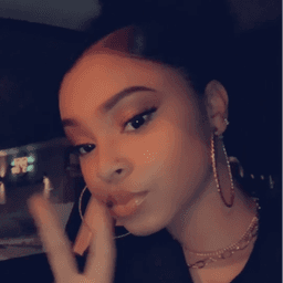 PeachyYanni avatar