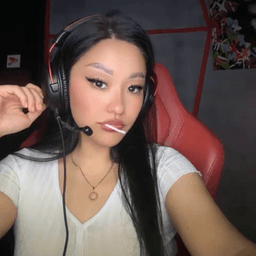 lyalelya avatar