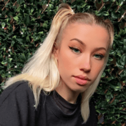 HayleyPaig3 avatar