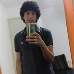 ElJulyos avatar