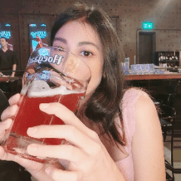 iamaluna_ avatar