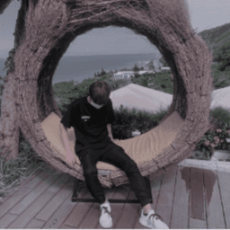 活在情緒中長大ミ小恩 avatar