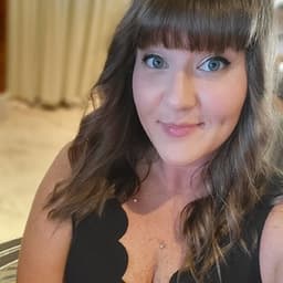 mrslovelyshot avatar