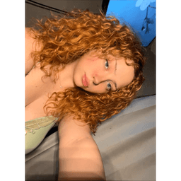 claudissa1 avatar