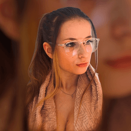 crystlbae avatar