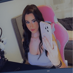ByJasmiiiin avatar