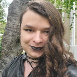 StarShayded avatar