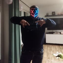 retro_alex_hirs avatar