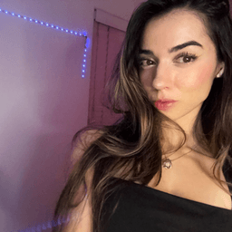 Girl2Clutch avatar