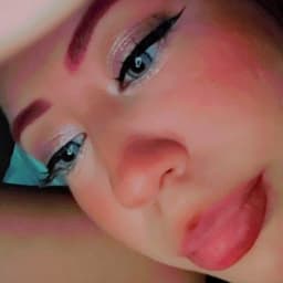 DivineDoll28 avatar
