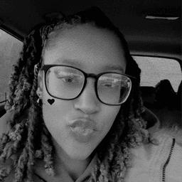 LittyLynae avatar