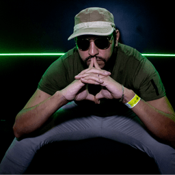 Kharyel_Oz avatar