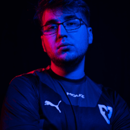 torzsics avatar