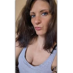 cowgirlakalou avatar