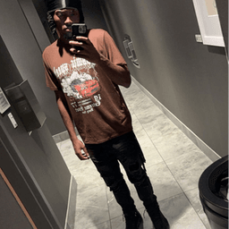 veezyhere321 avatar