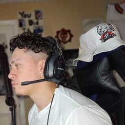 R3dEyez_J7 avatar