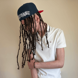 SixteenWasHeree avatar