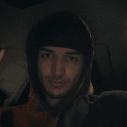yas1namini avatar