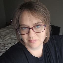 Lisa_Mac avatar